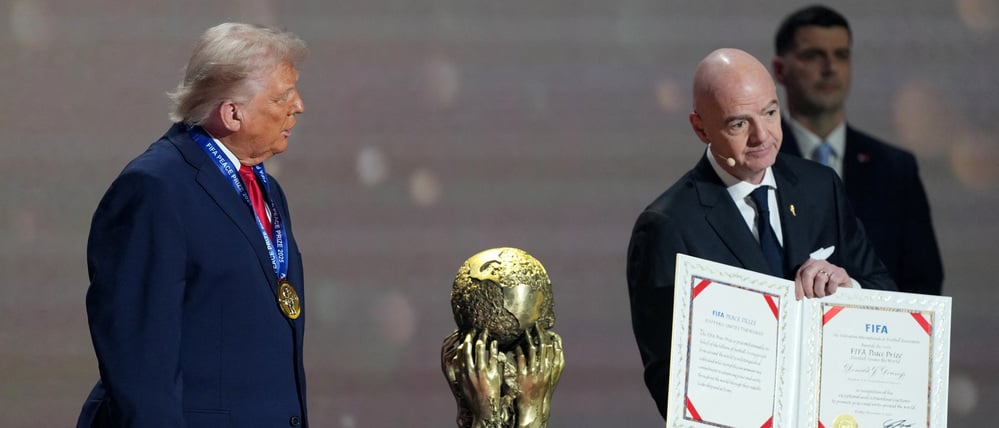 erleben sie das spannende duell, wenn europa auf trump bei der wm trifft – politische spannung und sportliche höchstleistungen vereint.