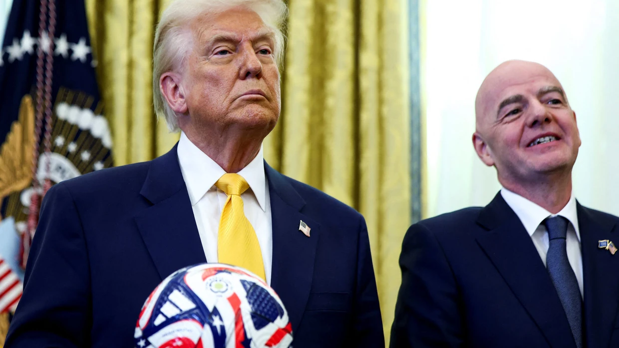 analyse der trump-politik und ihre auswirkungen auf die fußball-wm 2026 in den usa.