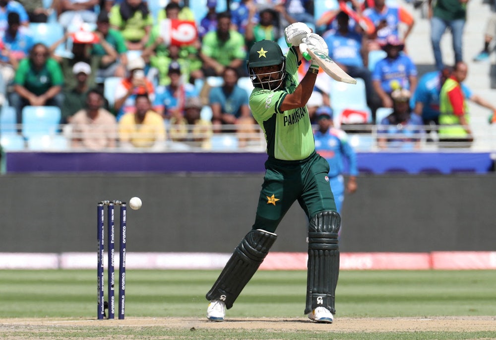 erfahren sie mehr über die beleidigungen gegenüber pakistanischen fans vor der t20-wm 2026 und die auswirkungen auf die cricket-community.