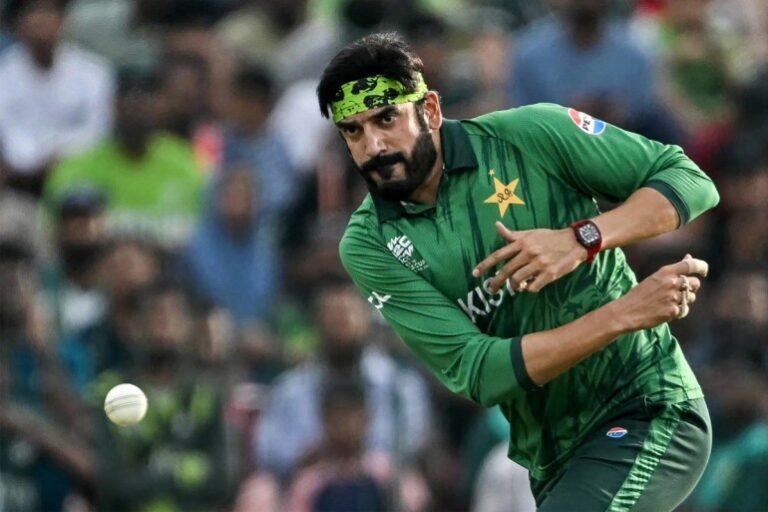 erleben sie das spannende match pakistan vs namibia bei der t20 weltmeisterschaft 2026: farhan führt pakistan, doch namibia sichert sich den sieg in einem packenden spiel.