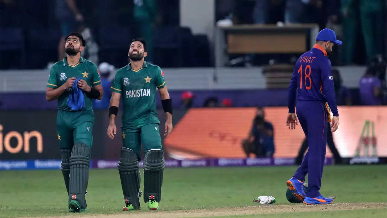 erfahren sie alles über den termin des t20 cricket-wm-spiels indien vs. pakistan. verpassen sie keine highlights und bleiben sie informiert über spannende spielneuigkeiten.